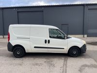 Gebraucht Opel Combo 105 PS (77 kW) 2013 Weiß Van / Kleinbus