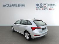 Gebraucht Skoda Scala Ambition 110 PS (80 kW) 2023 Brilliantsilber Kleinwagen