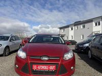 Gebraucht Ford Focus Trend 105 PS (77 kW) 2011 Candyrot metallic Kleinwagen