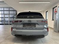 Neu Opel Astra 131 PS (96 kW) 2026 Grafik grau / dach schwarz Kombi