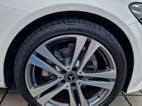 Gebraucht Mercedes C200 Avantgarde 184 PS (135 kW) 2020 Weiß Kombi