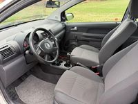 Gebraucht VW Fox 54 PS (39 kW) 2006 Silber Kleinwagen