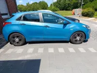 Gebraucht Hyundai i30 Classic 99 PS (72 kW) 2012 Blau Limousine