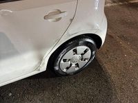 Gebraucht VW up! 60 PS (44 kW) 2016 Weiß Kleinwagen