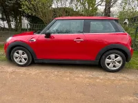 Używany Mini Cooper 2019 Czerwony Hatchback