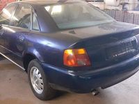 Usata Audi A4 101 CV (74 kW) 1995 Blu Berlina