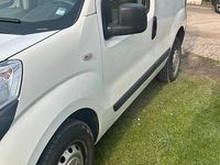 Gebraucht Peugeot Bipper 68 PS (50 kW) 2010 Weiß Van / Kleinbus