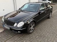 Gebraucht Mercedes E350 Avantgarde 272 PS (200 kW) 2005 Schwarz Limousine