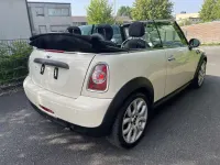 Gebraucht Mini One Cabriolet 102 PS (75 kW) 2011 Beige Cabrio