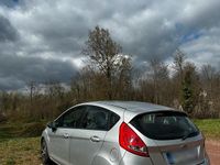 Gebraucht Ford Fiesta Titanium 82 PS (60 kW) 2011 Grau Kleinwagen