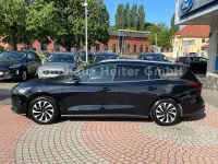 Gebraucht Ford Focus Titanium 125 PS (91 kW) 2024 Schwarz Kombi