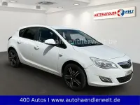 Gebraucht Opel Astra Edition 140 PS (102 kW) 2011 Weiß Limousine