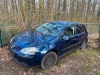Gebraucht VW Golf IV 102 PS (75 kW) 2004 Blau Limousine