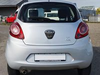 Gebraucht Ford Ka Titanium 69 PS (50 kW) 2010 Silber Kleinwagen