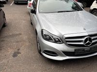 Gebraucht Mercedes E200 136 PS (100 kW) 2015 Silber Limousine