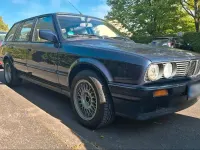 Gebraucht BMW 320 129 PS (94 kW) 1988 Blau Kombi