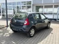 Gebraucht Dacia Sandero Lauréate 75 PS (55 kW) 2011 Grau Limousine