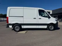 Używany Mercedes Sprinter 143 KM (105 kW) 2019 Biały Van