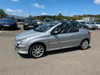 Gebraucht Peugeot 206 CC Platinum 136 PS (100 kW) 2003 Silber Cabrio