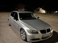 Second-hand BMW 330 258 CP (189 kW) 2004 Argintiu Berlinǎ