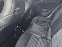 Gebraucht Mercedes A180 109 PS (80 kW) 2015 Weiß Kleinwagen