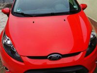 Gebraucht Ford Fiesta 60 PS (44 kW) 2011 Rot Kleinwagen