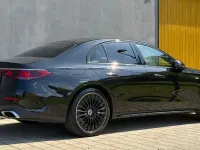Gebraucht Mercedes E300 AMG Line Premium 197 PS (144 kW) 2025 Schwarz Limousine