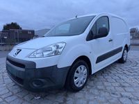 Gebraucht Peugeot Partner 95 PS (69 kW) 2008 Weiß Van / Kleinbus