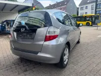 Gebraucht Honda Jazz Trend 90 PS (66 kW) 2010 Silber Kleinwagen