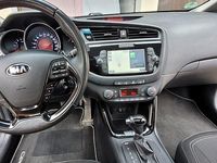 Gebraucht Kia Ceed Spirit 136 PS (100 kW) 2016 Schwarz Kleinwagen