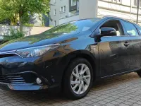 Gebraucht Toyota Auris Hybrid 99 PS (72 kW) 2019 Schwarz Limousine