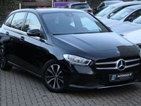 Gebraucht Mercedes 180 Style 116 PS (85 kW) 2022 Schwarz Limousine