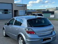 Gebraucht Opel Astra 116 PS (85 kW) 2008 Blau Limousine