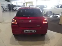 Neu Suzuki Swift Comfort 83 PS (61 kW) 2026 Rot Kleinwagen