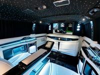 Gebraucht Mercedes V300 AMG 239 PS (175 kW) 2022 Obsidianschwarz Van / Kleinbus
