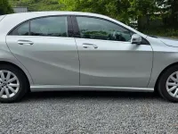 Gebraucht Mercedes A180 Edition 122 PS (89 kW) 2017 Silber Kleinwagen
