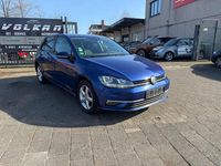 Gebraucht VW Golf VII 116 PS (85 kW) 2018 Blau Limousine