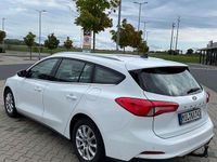Gebraucht Ford Focus Cool & Connect 95 PS (69 kW) 2020 Weiß Kombi