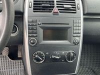 Gebraucht Mercedes B170 116 PS (85 kW) 2009 Silber Van / Kleinbus