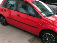 Gebraucht Ford Fiesta 80 PS (58 kW) 2004 Rot Kleinwagen