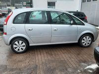 Gebraucht Opel Meriva 101 PS (74 kW) 2003 Silber Van / Kleinbus