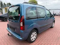 Gebraucht Peugeot Partner Tepee 110 PS (80 kW) 2017 Blau Van / Kleinbus