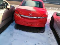 Gebraucht Opel Astra 105 PS (77 kW) 2007 Rot Limousine