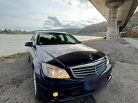Gebraucht Mercedes C200 184 PS (135 kW) 2009 Blau Limousine