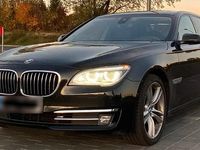 Gebraucht BMW 750L 449 PS (330 kW) 2015 Schwarz Limousine