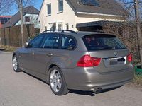Gebraucht BMW 318 143 PS (105 kW) 2009 Andere farben Kombi