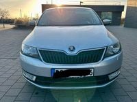 Gebraucht Skoda Rapid Drive 90 PS (66 kW) 2017 Silber Kleinwagen