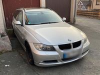 Gebraucht BMW 320 163 PS (119 kW) 2007 Silber Kombi