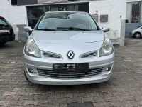 Gebraucht Renault Clio III Initiale 111 PS (81 kW) 2007 Silber Limousine