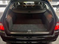 Second-hand Mercedes E500 306 CP (225 kW) 2004 Negru Berlinǎ